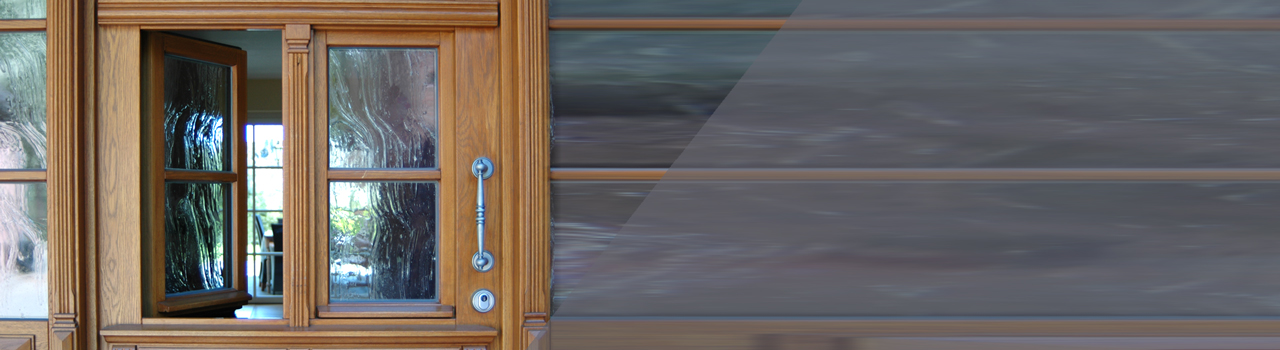 Traditionelle Bauerhaustür rustikale Haustür mit integriertem Fenster